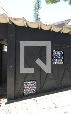 Casa à venda com 195m², 3 quartos e 4 vagasFachada