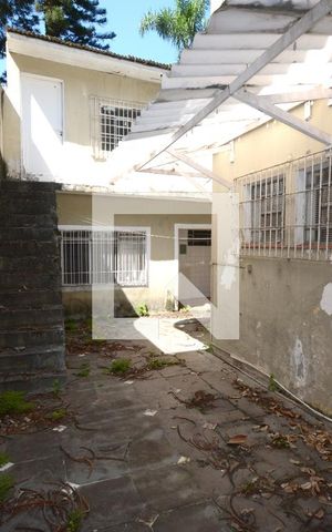 Casa à venda com 195m², 3 quartos e 4 vagasQuintal