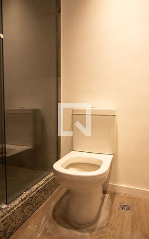 Studio para alugar com 43m², 1 quarto e 1 vaga Studio para alugar com 43m², 1 quarto e 1 vagaBanheiro