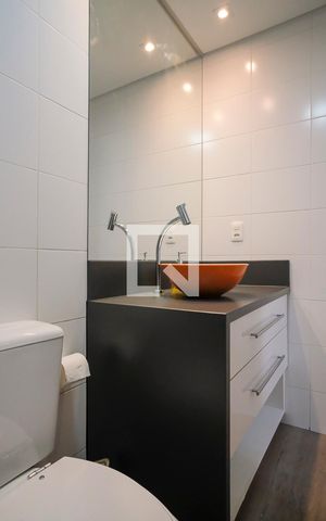 Apartamento à venda com 92m², 2 quartos e 2 vagasBanheiro da Suíte 2