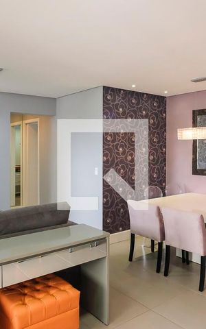 Apartamento à venda com 92m², 2 quartos e 2 vagasSala