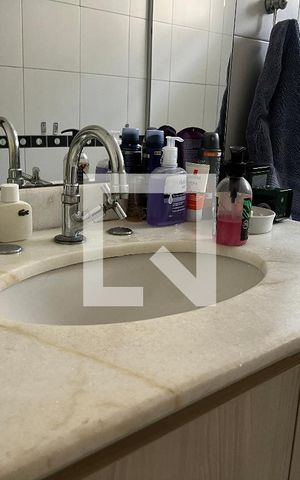 Casa à venda com 200m², 4 quartos e 2 vagasBanheiro Social