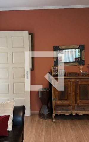 Casa à venda com 200m², 4 quartos e 2 vagasSala