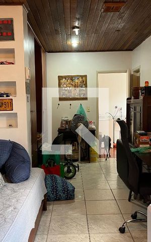 Casa à venda com 200m², 4 quartos e 2 vagasSuite 2