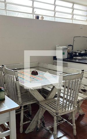 Casa à venda com 200m², 4 quartos e 2 vagasCozinha