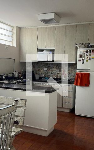 Casa à venda com 200m², 4 quartos e 2 vagasCozinha