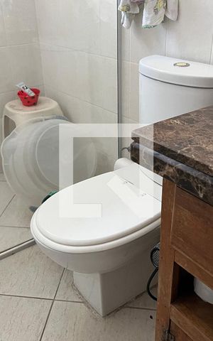 Casa à venda com 200m², 4 quartos e 2 vagasBanheiro da Suíte 1