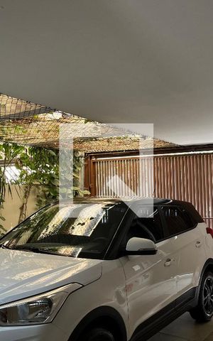 Casa à venda com 200m², 4 quartos e 2 vagasGaragem