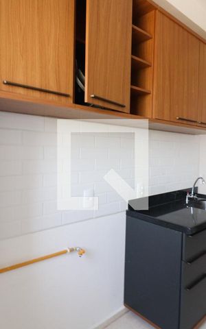 Apartamento para alugar com 47m², 2 quartos e 1 vaga Apartamento para alugar com 47m², 2 quartos e 1 vagaCozinha e Área de Serviço