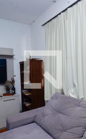 Casa à venda com 400m², 5 quartos e 1 vaga Casa à venda com 400m², 5 quartos e 1 vagaQuarto 4