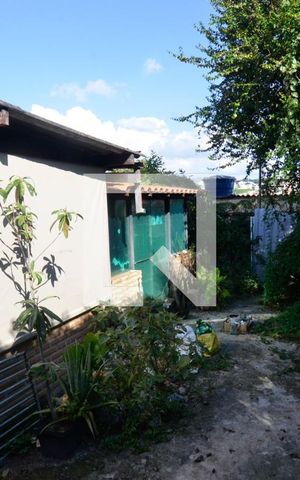 Casa à venda com 400m², 5 quartos e 1 vaga Casa à venda com 400m², 5 quartos e 1 vagaÁrea de serviço