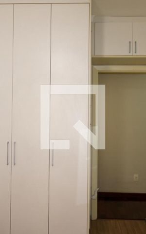 Apartamento à venda com 143m², 4 quartos e 2 vagas Apartamento à venda com 143m², 4 quartos e 2 vagasSuíte 2