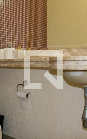 Apartamento à venda com 143m², 4 quartos e 2 vagas Apartamento à venda com 143m², 4 quartos e 2 vagasLavabo
