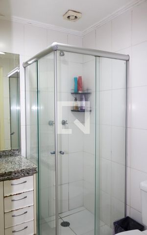 Apartamento à venda com 143m², 4 quartos e 2 vagas Apartamento à venda com 143m², 4 quartos e 2 vagasBanheiro da Suíte 2