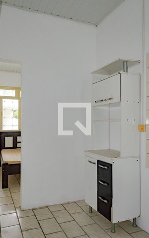 Studio para alugar com 15m², 1 quarto e sem vaga Studio para alugar com 15m², 1 quarto e sem vagaSala / Cozinha