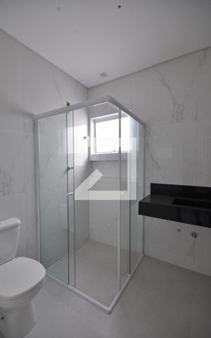 Casa à venda com 125m², 3 quartos e 2 vagasBanheiro Social