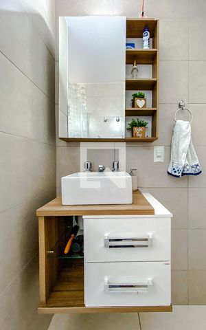 Apartamento para alugar com 102m², 3 quartos e 2 vagasBanheiro