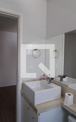 Casa à venda com 200m², 3 quartos e 3 vagasQuarto 1 - Banheiro