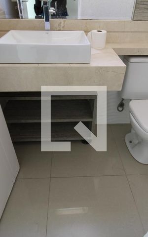 Casa à venda com 200m², 3 quartos e 3 vagasÁrea de Serviço - Lavabo