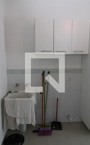 Casa à venda com 200m², 3 quartos e 3 vagasÁrea de Serviço