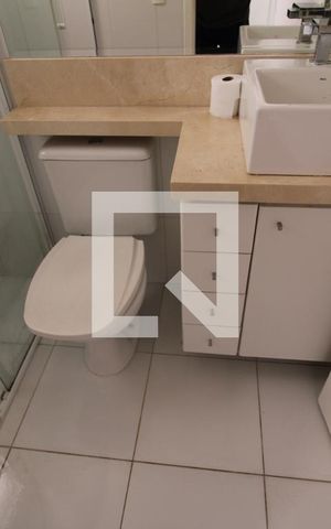 Casa à venda com 200m², 3 quartos e 3 vagasQuarto 2 - Banheiro