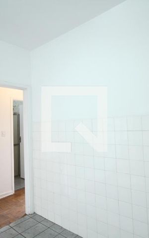 Apartamento à venda com 74m², 2 quartos e sem vagaCozinha 