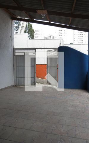 Casa à venda com 336m², 6 quartos e 3 vagasQuintal Lavanderia - Casa 3