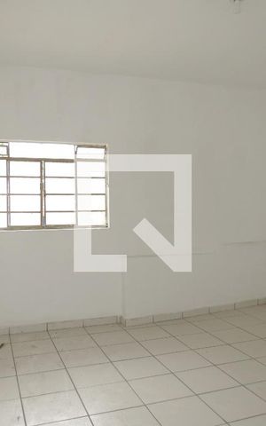 Casa à venda com 336m², 6 quartos e 3 vagasQuarto - Casa 2