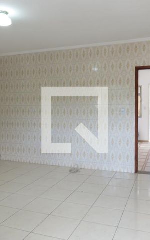 Casa à venda com 336m², 6 quartos e 3 vagasCozinha