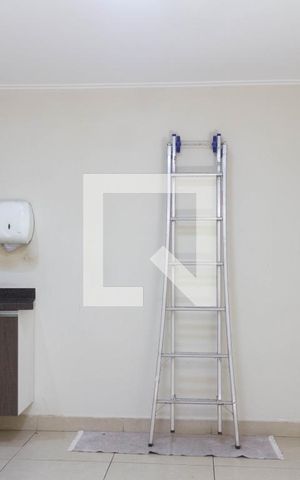 Casa à venda com 111m², 3 quartos e 2 vagas Casa à venda com 111m², 3 quartos e 2 vagasCozinha