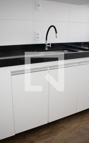 Apartamento à venda com 43m², 2 quartos e 1 vagaCozinha e Área de Serviço