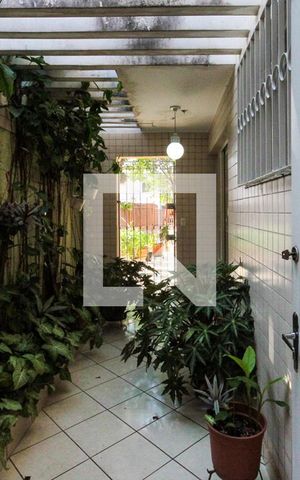 Casa à venda com 200m², 3 quartos e 3 vagasÁrea externa 