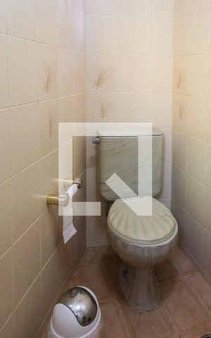 Casa à venda com 200m², 3 quartos e 3 vagasLavabo 