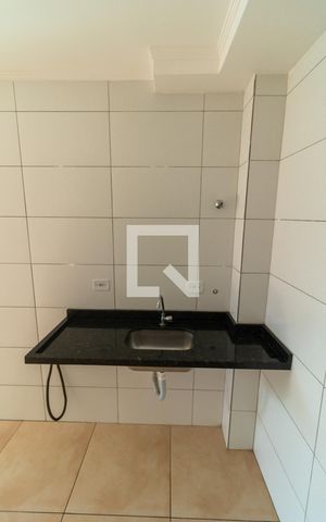 Apartamento à venda com 48m², 2 quartos e 1 vaga Apartamento à venda com 48m², 2 quartos e 1 vagaSala/Cozinha