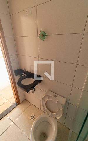 Apartamento à venda com 48m², 2 quartos e 1 vaga Apartamento à venda com 48m², 2 quartos e 1 vagaBanheiro 1