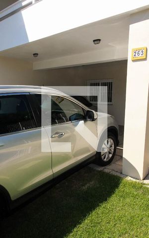 Casa à venda com 201m², 3 quartos e 6 vagasGaragem