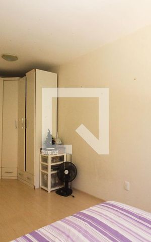 Casa à venda com 201m², 3 quartos e 6 vagasQuarto 2
