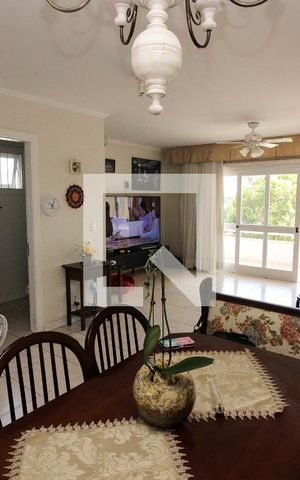 Casa à venda com 201m², 3 quartos e 6 vagasSala