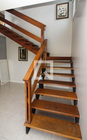 Casa à venda com 201m², 3 quartos e 6 vagasSala