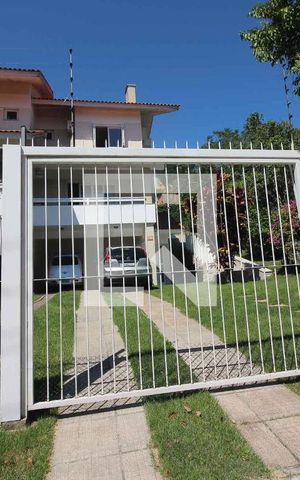 Casa à venda com 201m², 3 quartos e 6 vagasFachada
