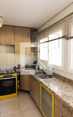 Casa à venda com 201m², 3 quartos e 6 vagasCozinha