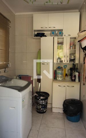 Casa à venda com 201m², 3 quartos e 6 vagasÁrea de Serviço