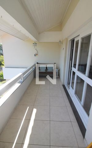 Casa à venda com 201m², 3 quartos e 6 vagasSacada da Sala