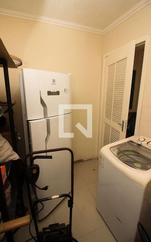 Casa à venda com 201m², 3 quartos e 6 vagasDispensa