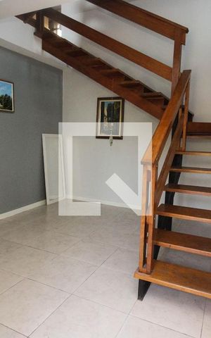 Casa à venda com 201m², 3 quartos e 6 vagasSala