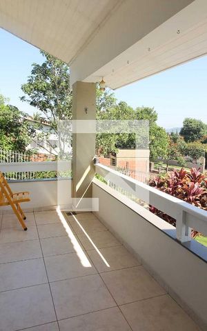 Casa à venda com 201m², 3 quartos e 6 vagasSacada da Sala