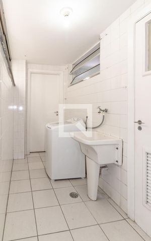 Apartamento à venda com 134m², 3 quartos e 1 vaga Apartamento à venda com 134m², 3 quartos e 1 vagaÁrea de Serviço