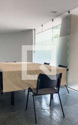 Apartamento à venda com 134m², 3 quartos e 1 vaga Apartamento à venda com 134m², 3 quartos e 1 vagaÁrea comum - Salão de festas