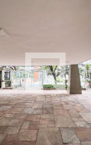 Apartamento à venda com 134m², 3 quartos e 1 vaga Apartamento à venda com 134m², 3 quartos e 1 vagaÁrea comum - Entrada