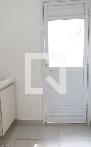 Apartamento à venda com 44m², 2 quartos e 1 vagaSala/Cozinha/Lavanderia - detalhe